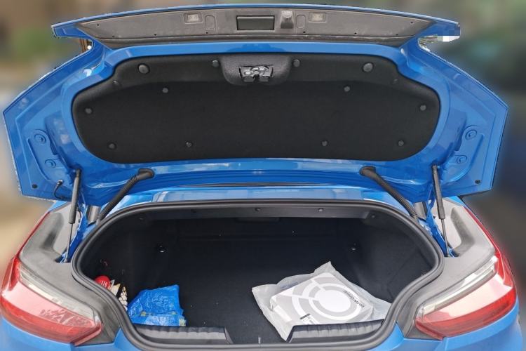 Used BMW Z4 2019 sDrive 25i M Sport Package Trunk