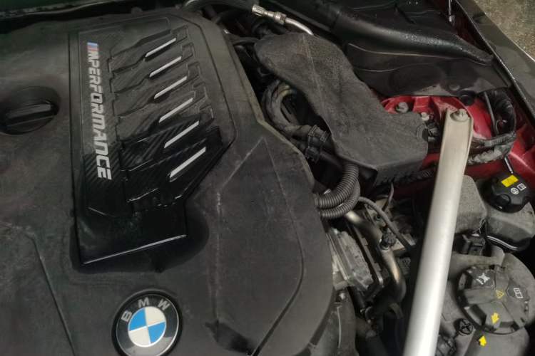 Used BMW Z4 2019 M40i M Sport Performance Edition Engine Bay Left