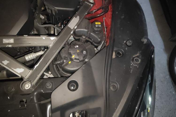 Used BMW Z4 2019 sDrive 25i M Sport Package Engine Bay Left