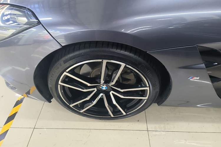 Used BMW Z4 2019 sDrive 25i M Sport Package Left Front Wheel Hub