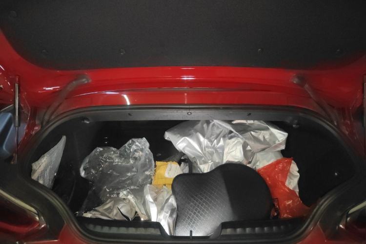 Used BMW Z4 2019 sDrive 25i M Sport Package Trunk