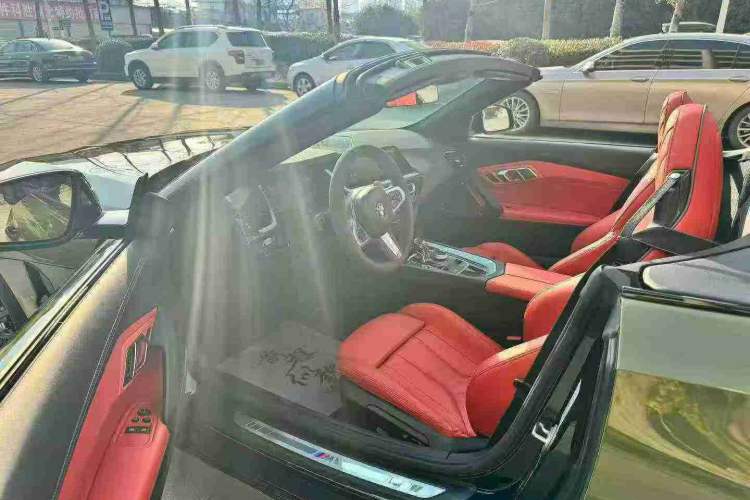Used BMW Z4 2019 sDrive 25i M Sport Package Interior 3
