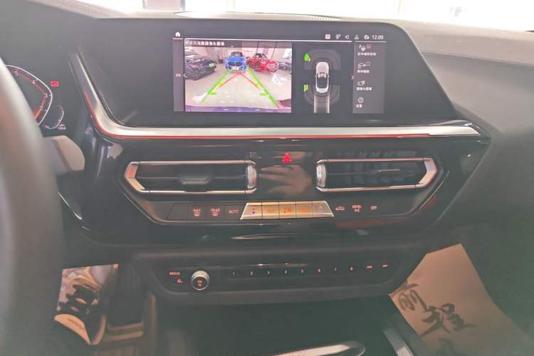 Used BMW Z4 2019 sDrive 25i M Sport Package Audio And AC Panel