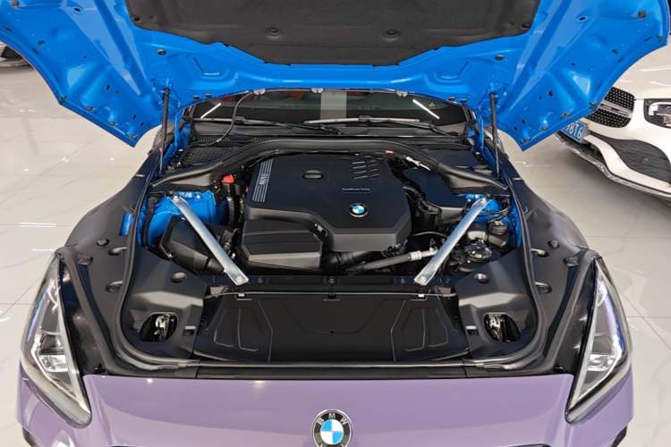 Used BMW Z4 2019 sDrive 25i M Sport Package Engine Bay