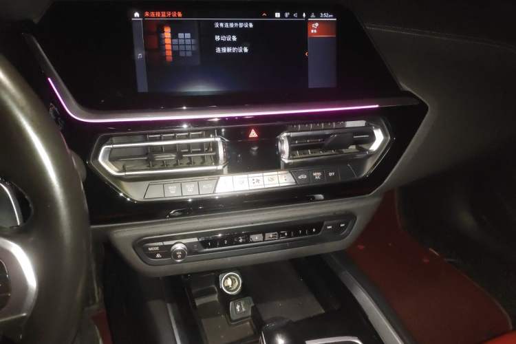 Used BMW Z4 2019 sDrive 25i M Sport Package Audio And AC Panel