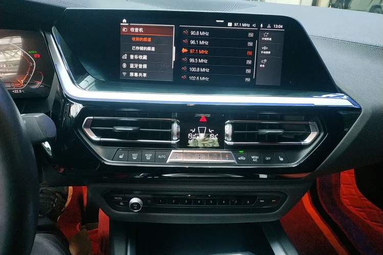 Used BMW Z4 2019 sDrive 25i M Sport Package Audio And AC Panel