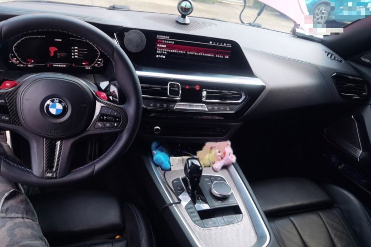 Used BMW Z4 2019 M40i M Sport Performance Edition Center Console