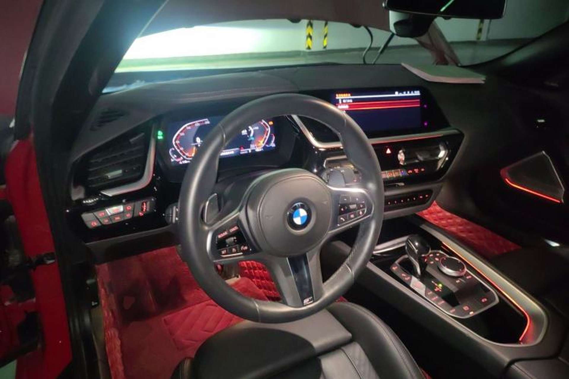 Used BMW Z4 2019 sDrive 25i M Sport Package Center Console