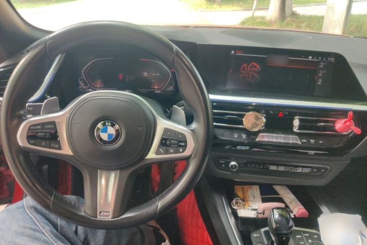 Used BMW Z4 2019 sDrive 25i M Sport Package Center Console