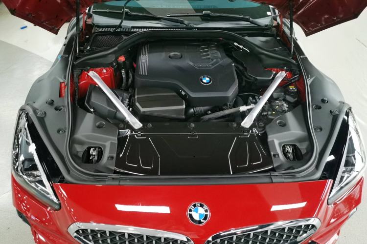 Used BMW Z4 2019 sDrive 25i M Sport Package Engine Bay
