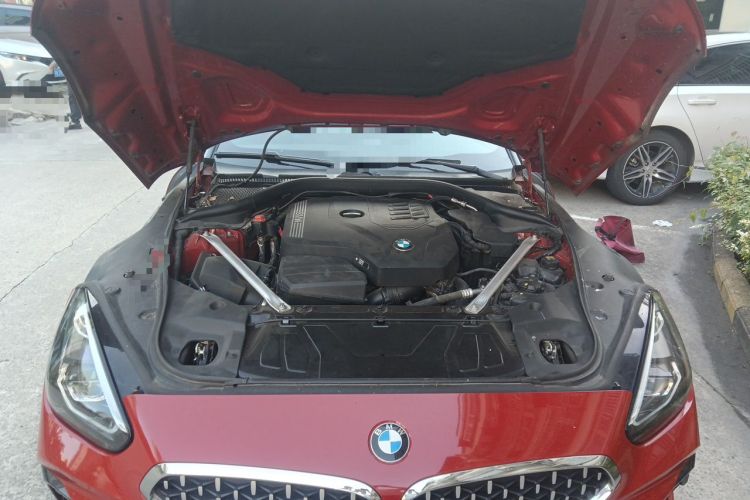 Used BMW Z4 2019 sDrive 25i M Sport Package Engine Bay