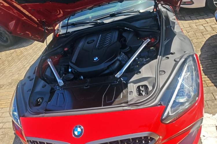 Used BMW Z4 2019 M40i M Sport Performance Edition Engine Bay