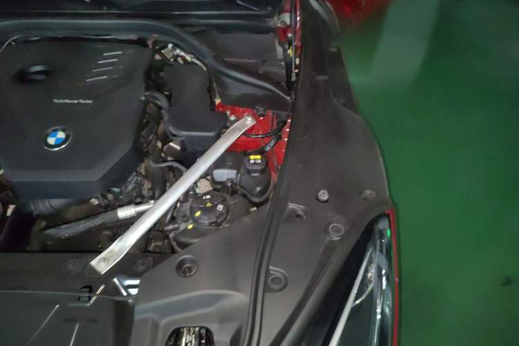 Used BMW Z4 2019 sDrive 25i M Sport Package Engine Bay Left