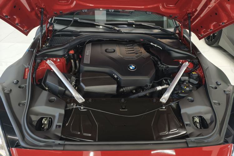 Used BMW Z4 2019 sDrive 25i M Sport Package Engine Bay