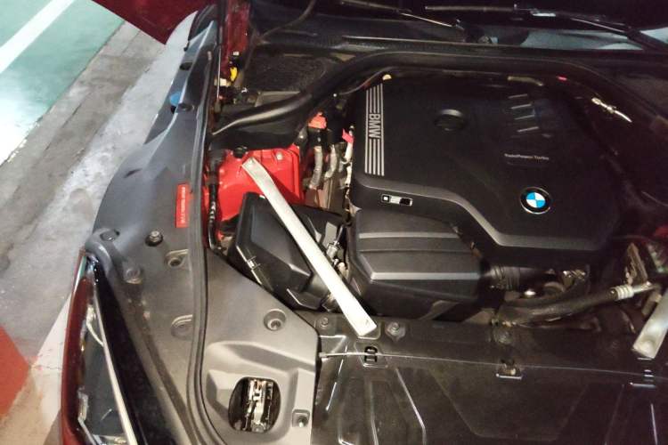 Used BMW Z4 2019 sDrive 25i M Sport Package Engine Bay Right