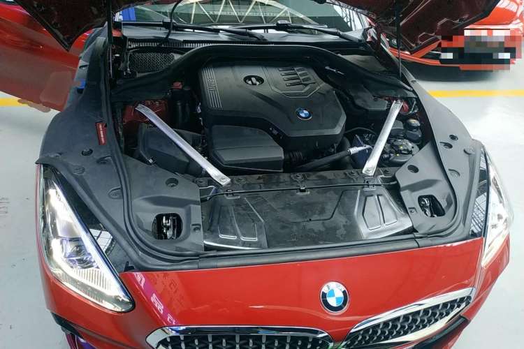 Used BMW Z4 2019 sDrive 25i M Sport Package Engine Bay