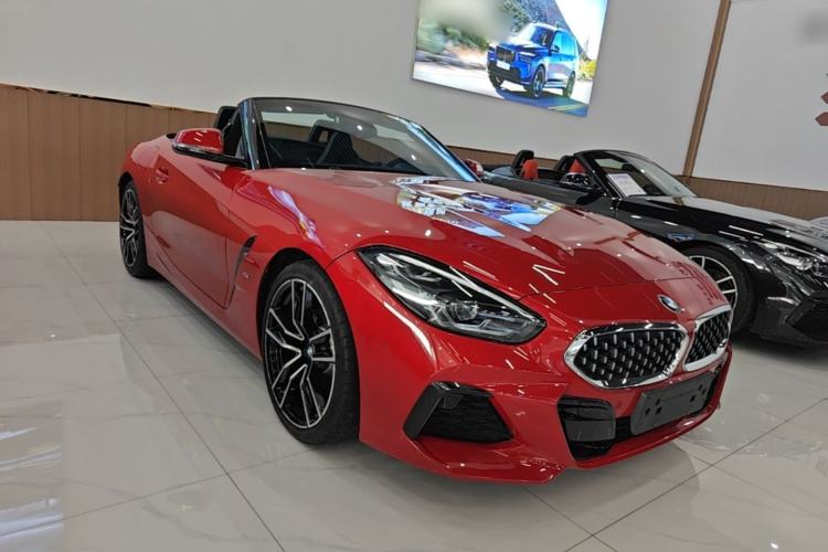 Used BMW Z4 2019 sDrive 25i M Sport Package Front Right 45 Deg