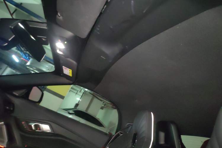 Used BMW Z4 2019 sDrive 25i M Sport Package Headliner