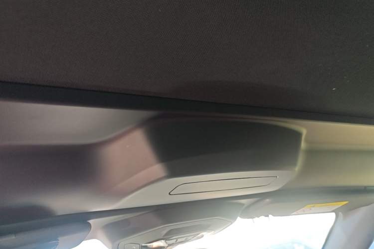 Used BMW Z4 2019 M40i M Sport Performance Edition Headliner