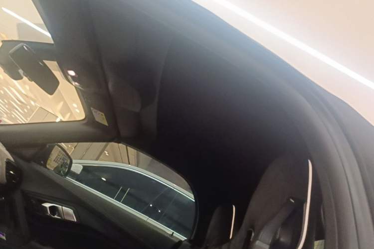 Used BMW Z4 2019 sDrive 25i M Sport Package Headliner