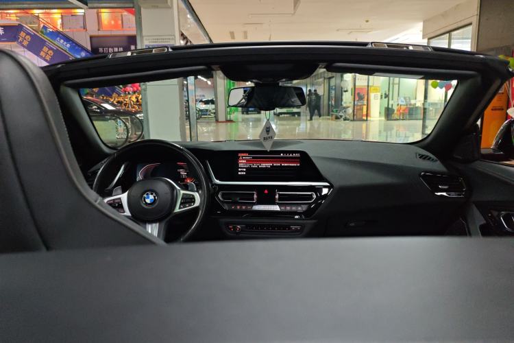 Used BMW Z4 2019 sDrive 25i M Sport Package Headliner