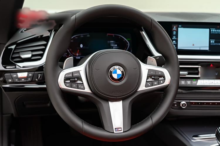 Used BMW Z4 2019 sDrive 25i M Sport Night Edition package Interior 3