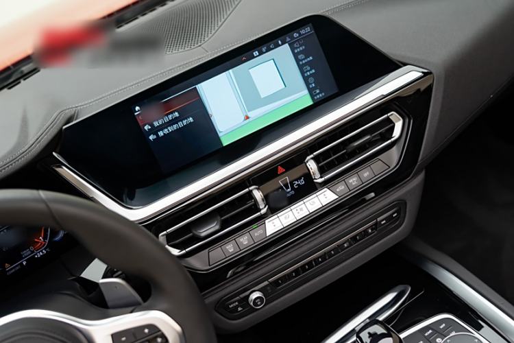 Used BMW Z4 2019 sDrive 25i M Sport Package Interior 4