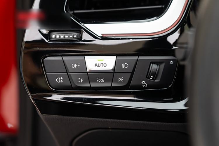 Used BMW Z4 2019 sDrive 25i M Sport Package Interior 6