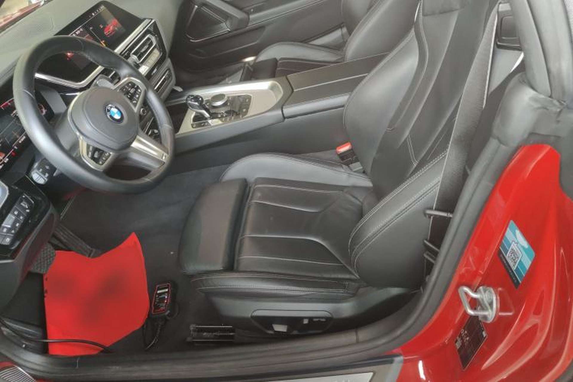 Used BMW Z4 2019 sDrive 25i M Sport Night Edition package Left Front Seat