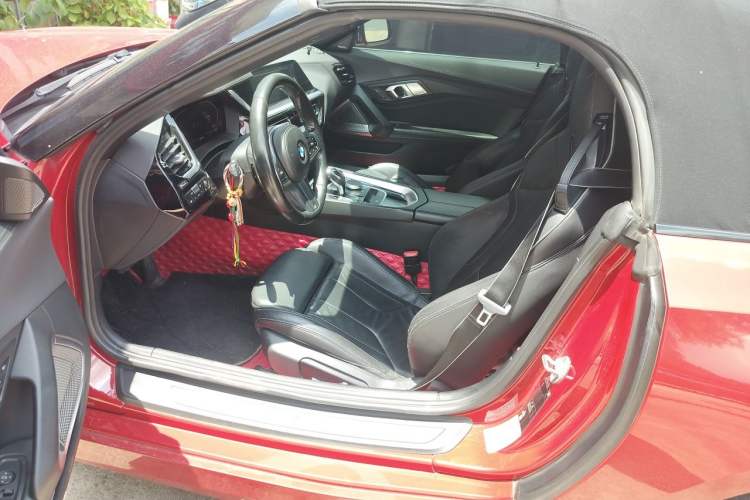 Used BMW Z4 2019 sDrive 25i M Sport Package Left Front Seat