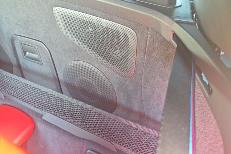 Used BMW Z4 2019 M40i M Sport Performance Edition Left Rear Seat