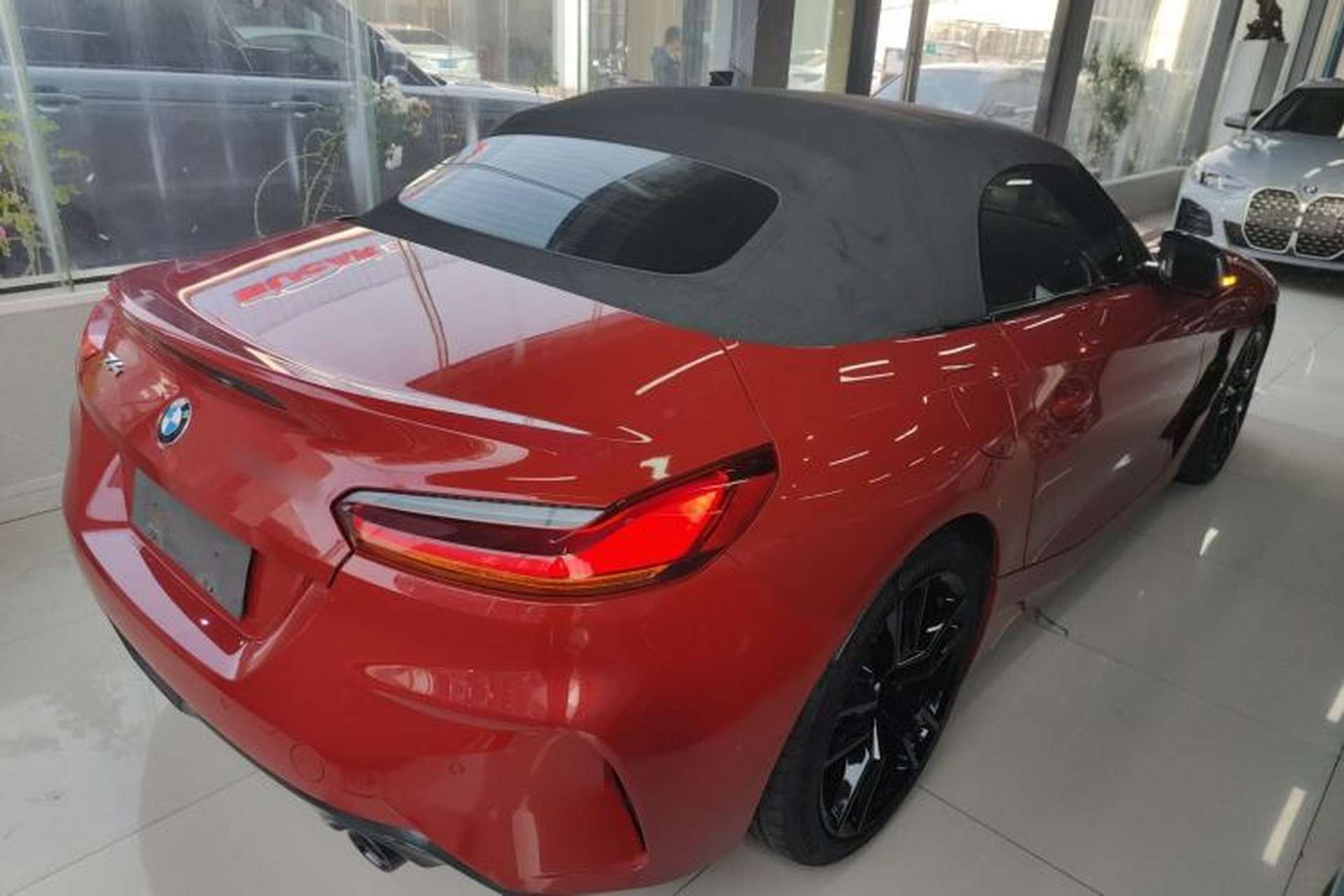 Used BMW Z4 2019 sDrive 25i M Sport Night Edition package Rear Right 45 Deg
