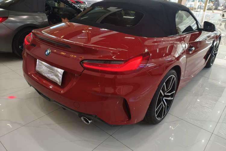 Used BMW Z4 2019 sDrive 25i M Sport Package Rear Right 45 Deg