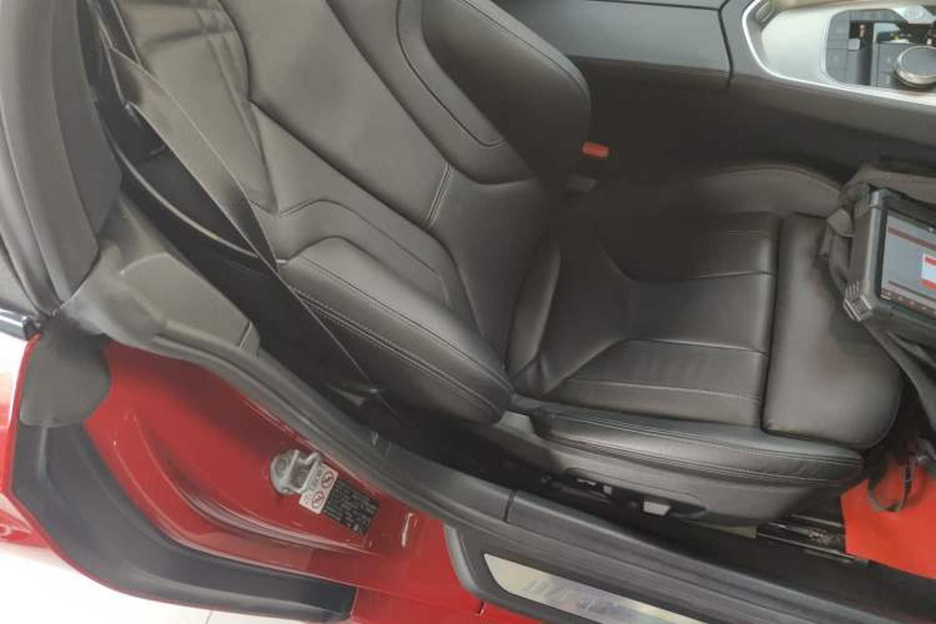 Used BMW Z4 2019 sDrive 25i M Sport Night Edition package Right Front Seat