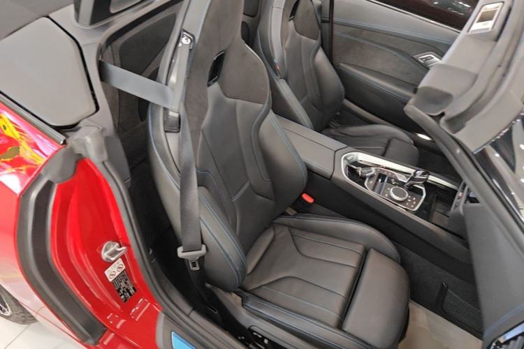 Used BMW Z4 2019 sDrive 25i M Sport Package Right Front Seat