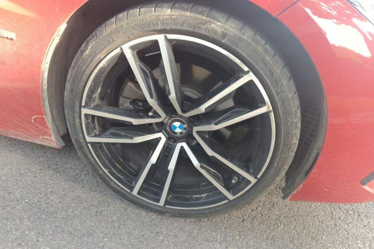 Used BMW Z4 2019 sDrive 25i M Sport Package Right Front Wheel Hub