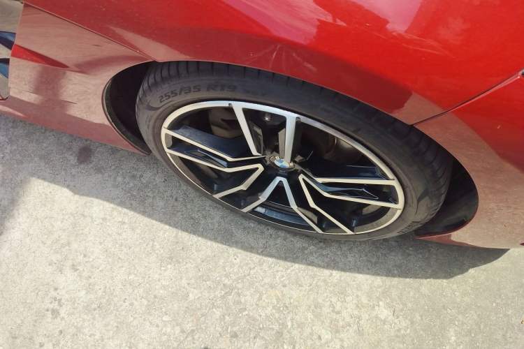 Used BMW Z4 2019 sDrive 25i M Sport Package Right Front Wheel Hub