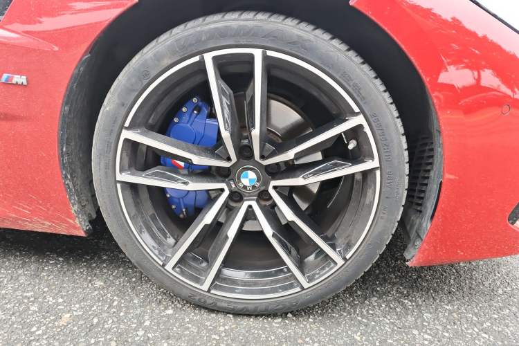 Used BMW Z4 2019 sDrive 25i M Sport Package Right Front Wheel Hub