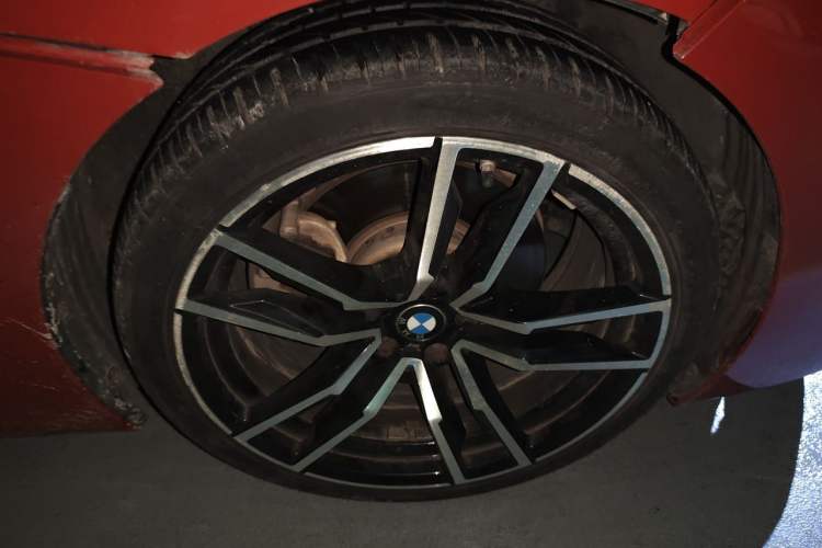 Used BMW Z4 2019 sDrive 25i M Sport Package Right Front Wheel Hub