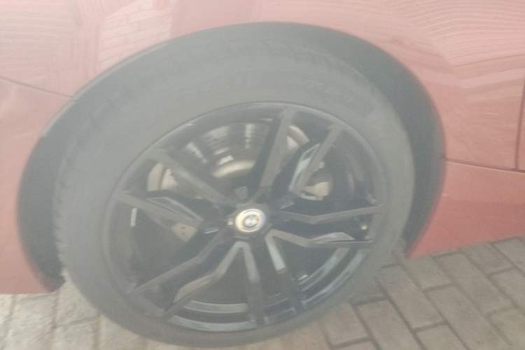 Used BMW Z4 2019 sDrive 25i M Sport Package Right Front Wheel Hub
