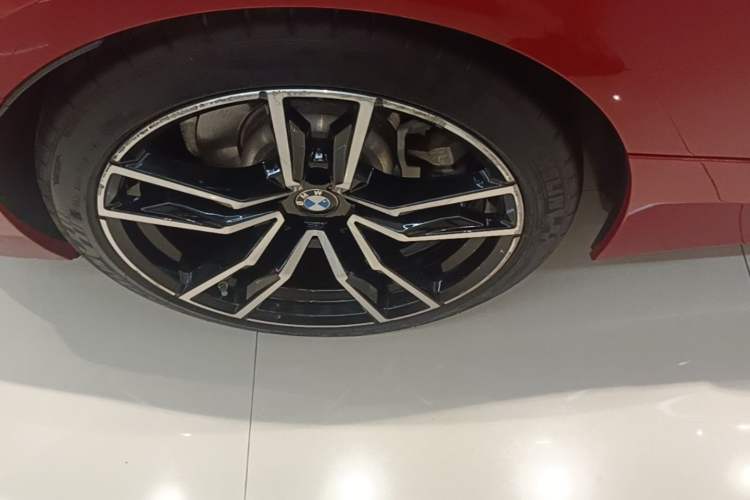 Used BMW Z4 2019 sDrive 25i M Sport Package Right Rear Wheel Hub
