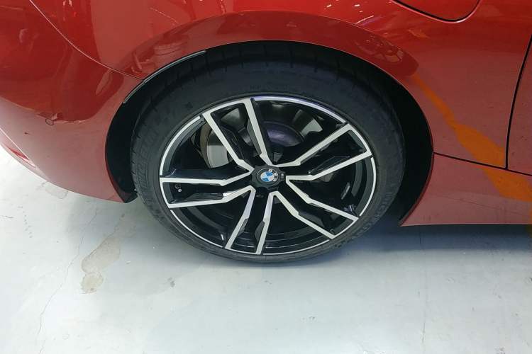 Used BMW Z4 2019 sDrive 25i M Sport Package Right Rear Wheel Hub