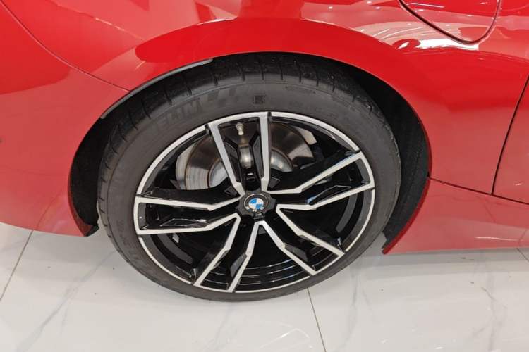 Used BMW Z4 2019 sDrive 25i M Sport Package Right Rear Wheel Hub