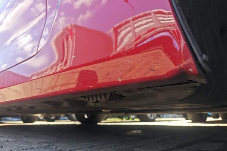 Used BMW Z4 2019 M40i M Sport Performance Edition Right Side Sill
