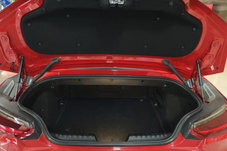 Used BMW Z4 2019 sDrive 25i M Sport Package Trunk