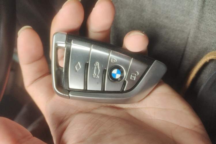 Used BMW Z4 2019 sDrive 25i M Sport Package Vehicle Key