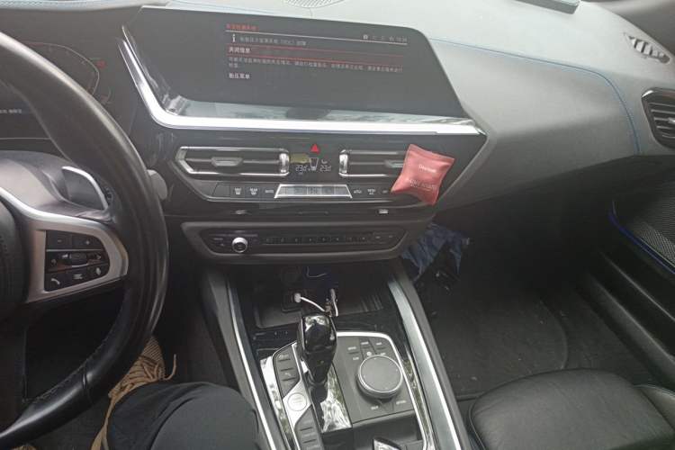 Used BMW Z4 2019 sDrive 25i M Sport Package Audio And AC Panel