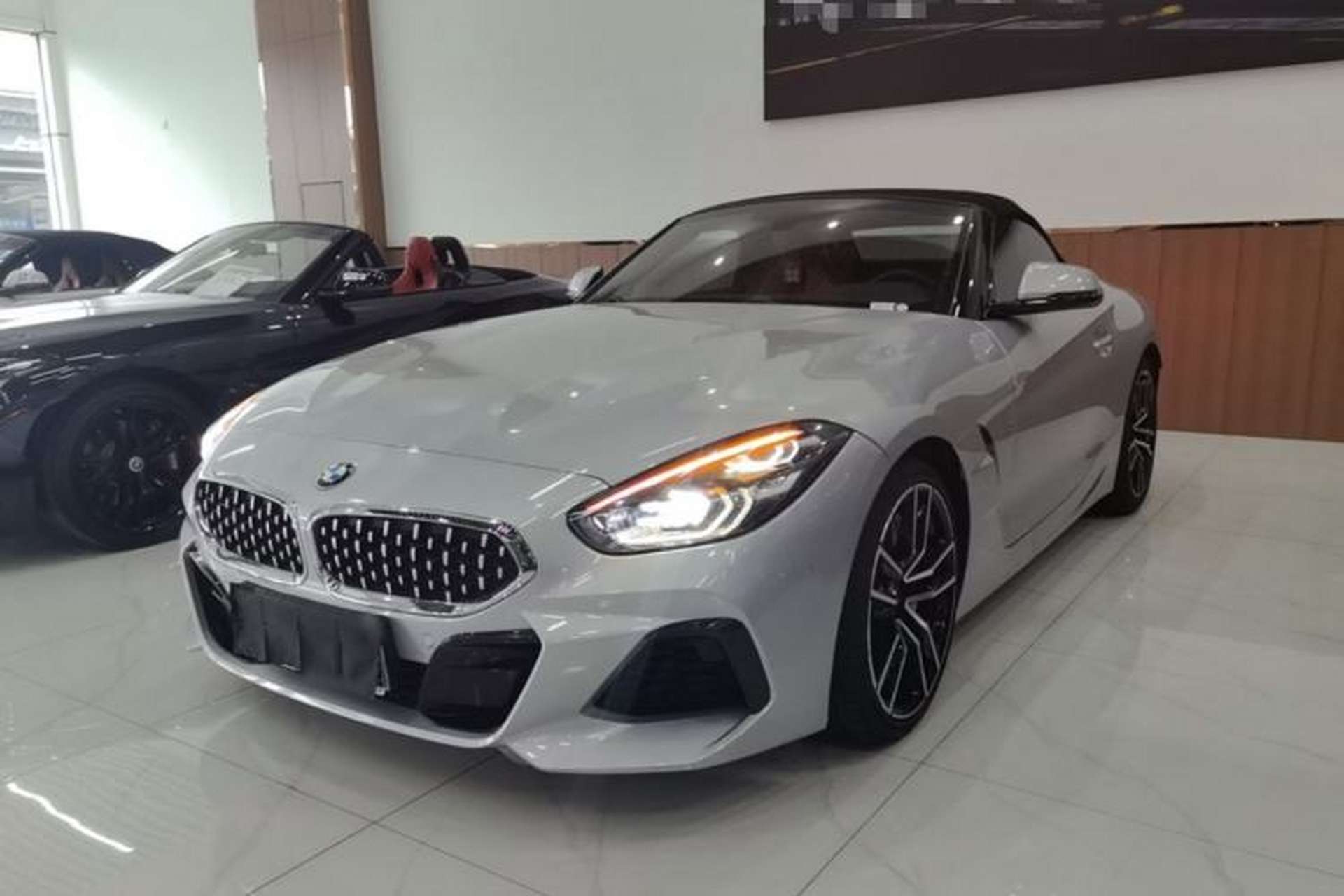 Used BMW Z4 2019 sDrive 25i M Sport Package Front Left 45 Deg
