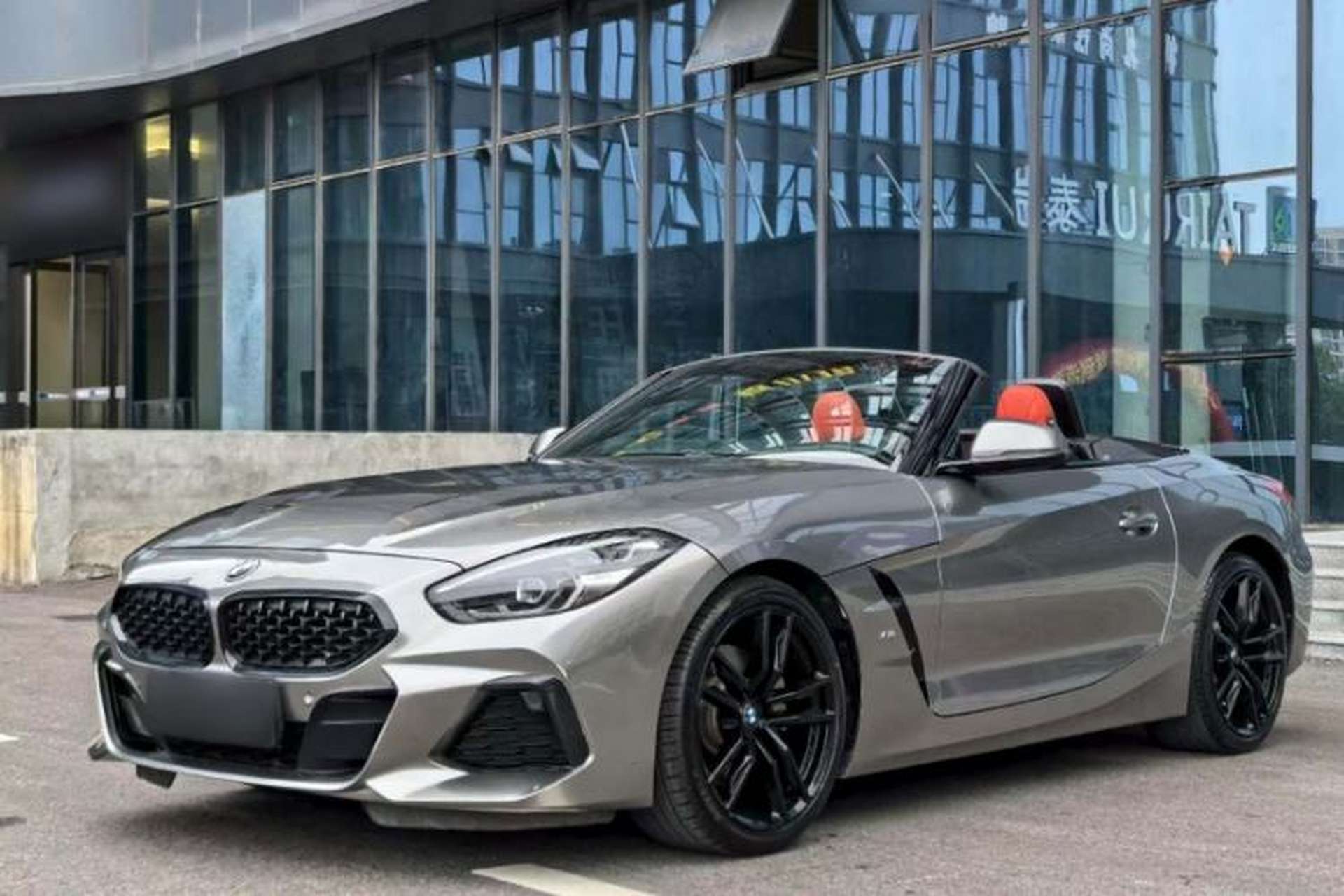 Used BMW Z4 2019 sDrive 25i M Sport Package Front Left 45 Deg