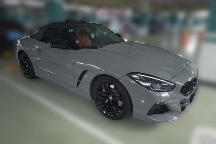 Used BMW Z4 2019 sDrive 25i M Sport Night Edition package Front Right 45 Deg